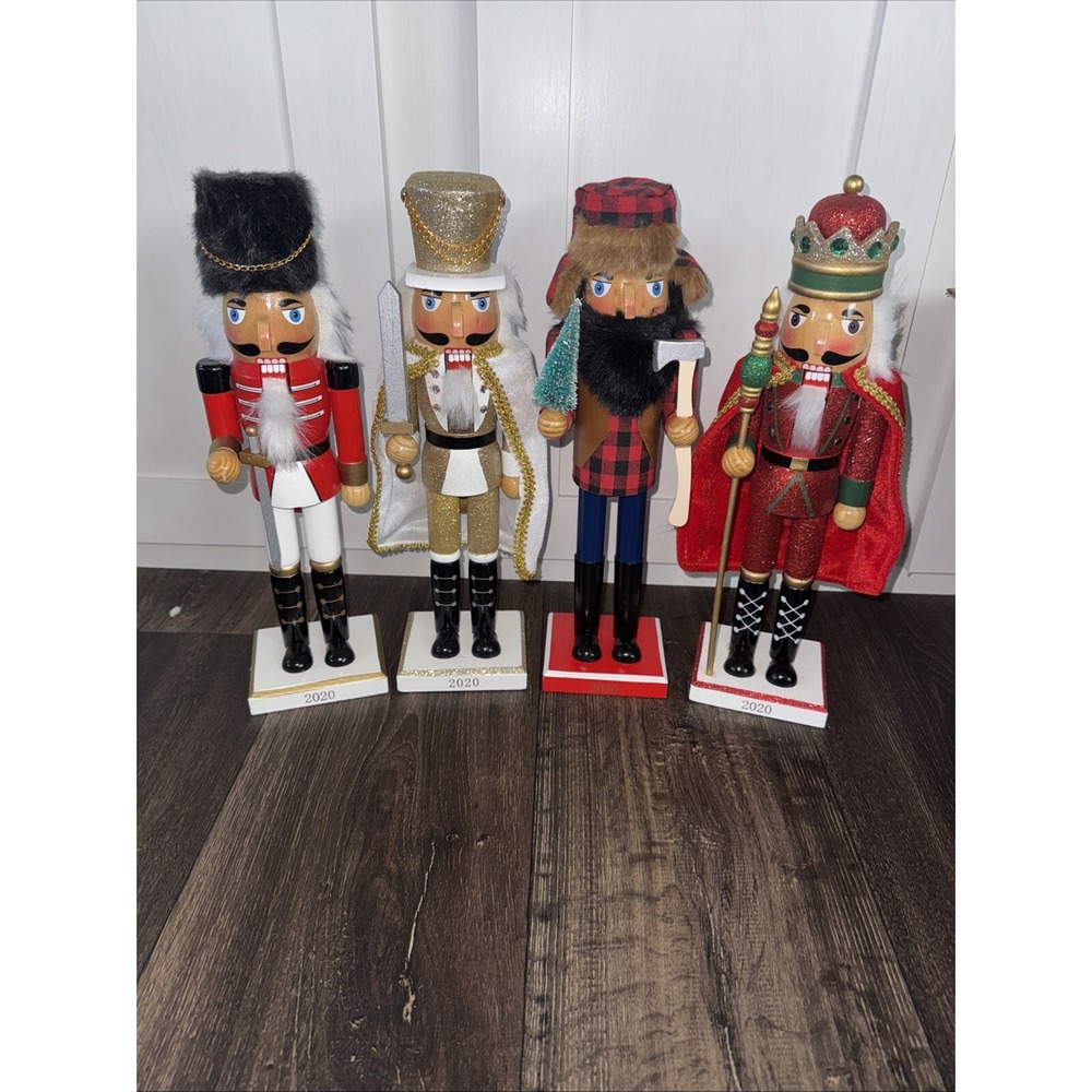 2020 Nutcracker Christmas 14.5in Tall Glitter Lumberjack